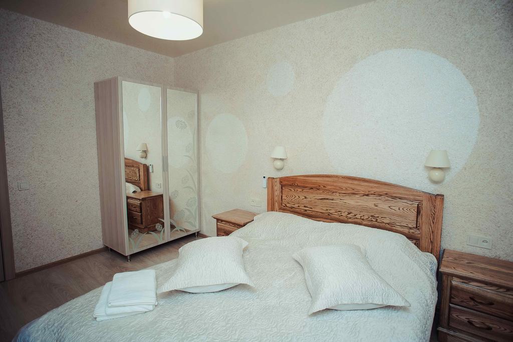 Molex Apartments 2 Chernihiv Ruang foto